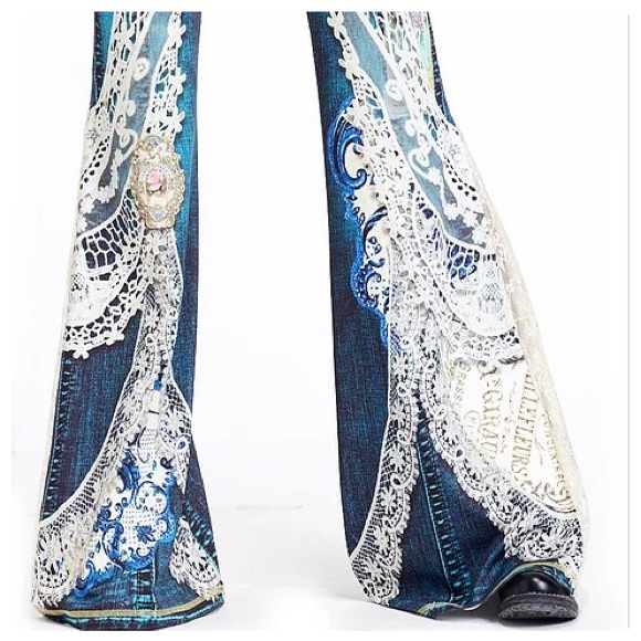 Antique Therapy Floats on Flares Comfort Pants - Picture 10 of 16